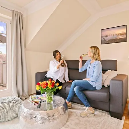 Ferien-apartment Irisbluete - Mit Priv Strandzugang Lägenhet