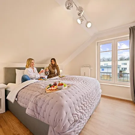 Lägenhet Ferien-apartment Irisbluete - Mit Priv Strandzugang Friedrichshafen